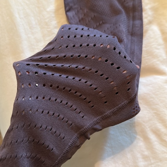 mauve/brown/grey perforation fabletics leggings size s! - Picture 2 of 7
